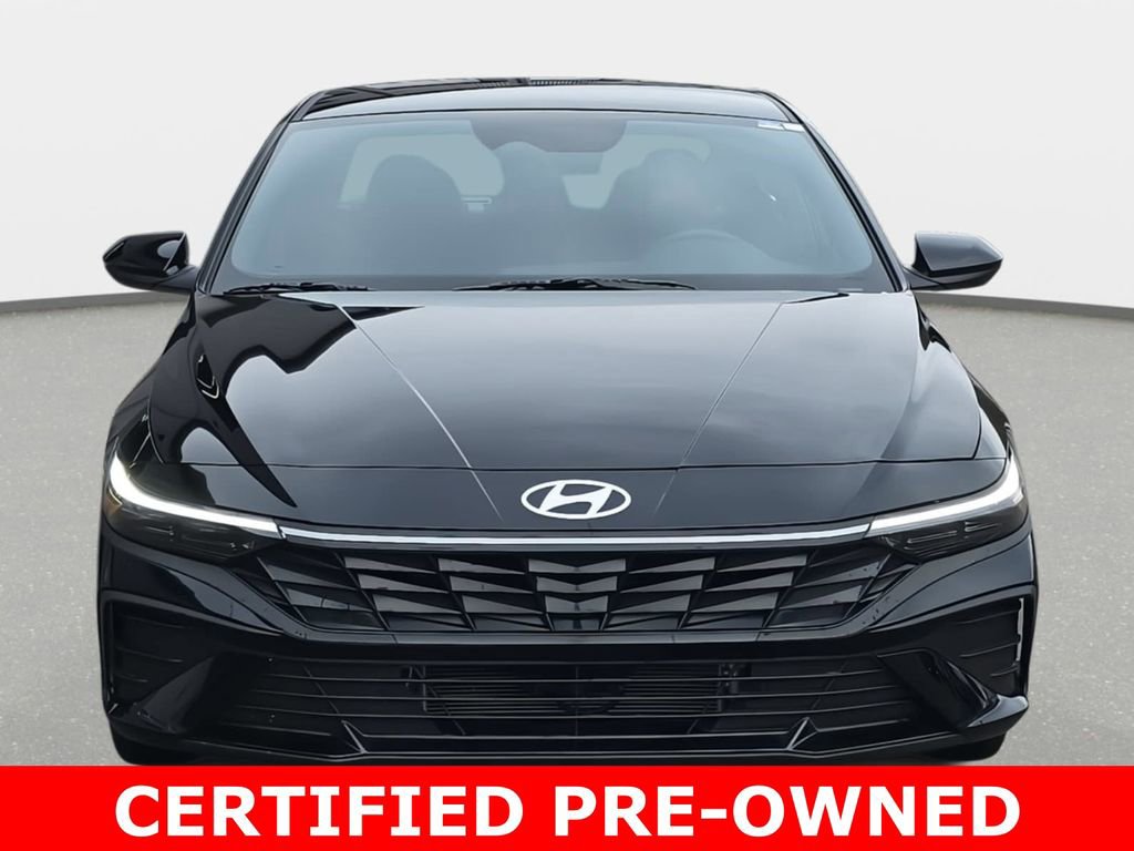 Certified 2025 Hyundai Elantra SEL FWD image 2