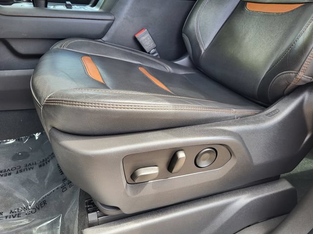 Used 2023 GMC Sierra 1500 AT4 w/ AT4 Premium Package AWD/4WD image 10