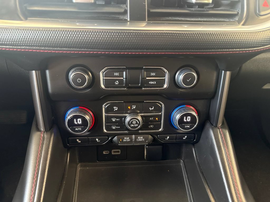 Used 2023 Chevrolet Suburban RST AWD/4WD image 23