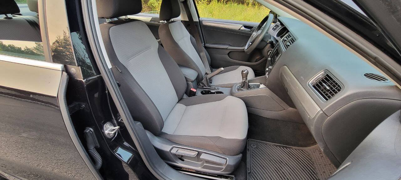 Used 2017 Volkswagen Jetta S FWD image 16