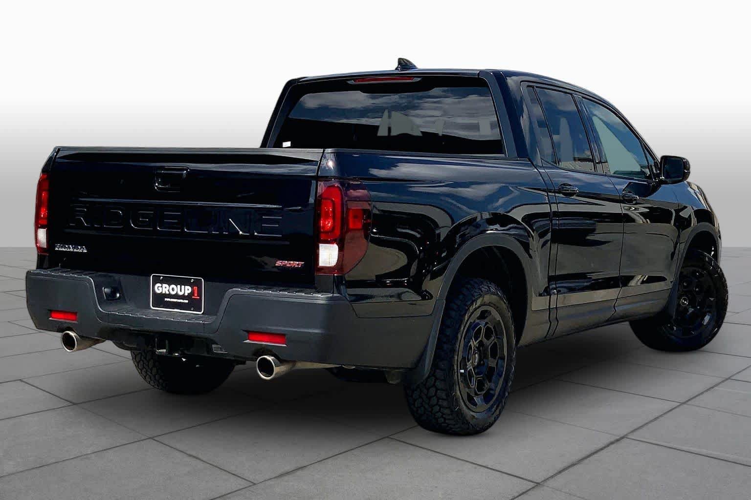 Used 2025 Honda Ridgeline Sport+ image 13