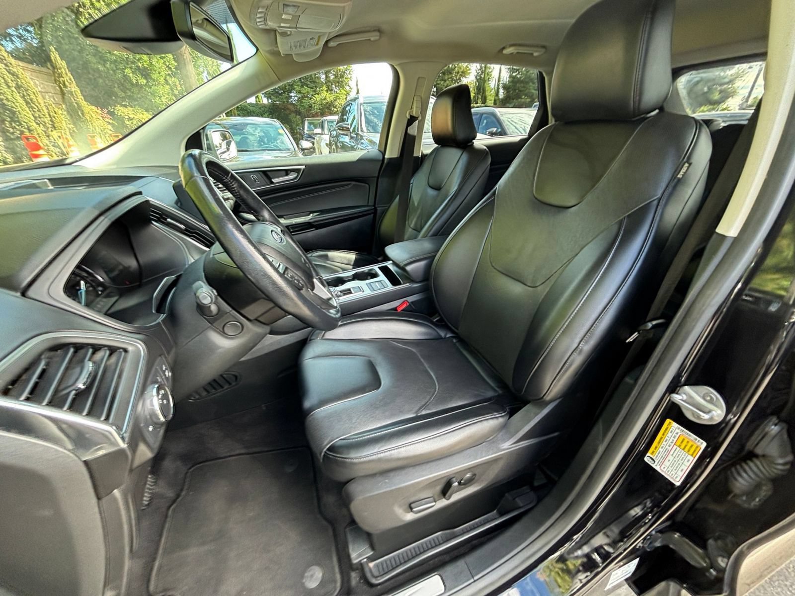 Used 2022 Ford Edge Titanium w/ Equipment Group 301A AWD/4WD image 39