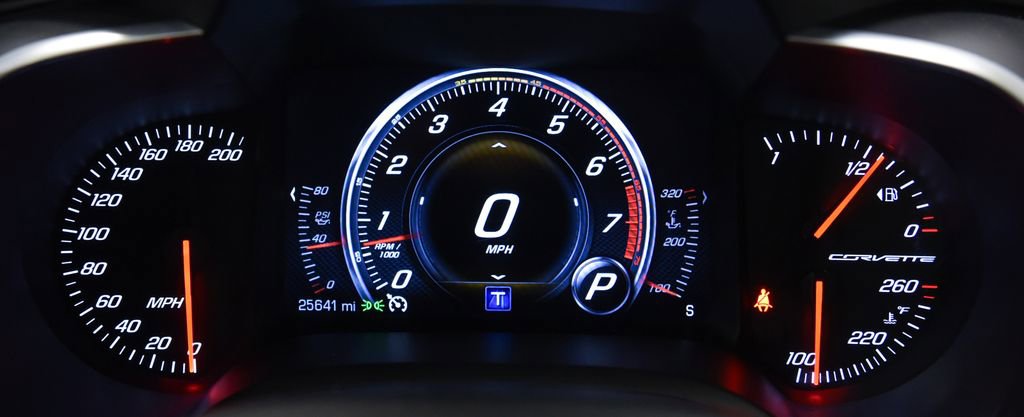 Used 2019 Chevrolet Corvette Grand Sport RWD image 24