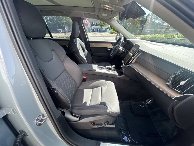Certified 2026 Volvo XC90 B6 Plus AWD/4WD image 15