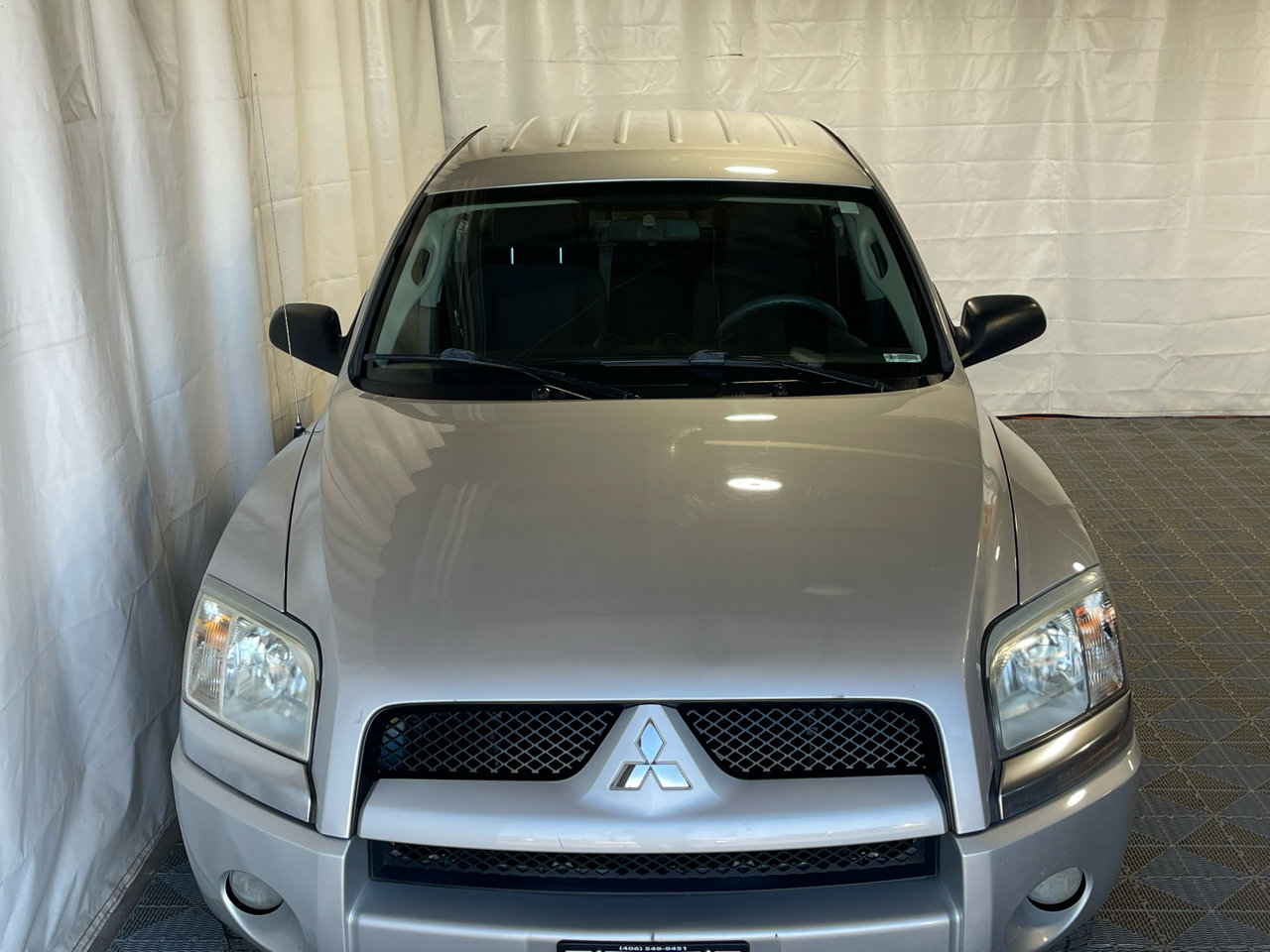 Used 2006 Mitsubishi Raider LS image 3