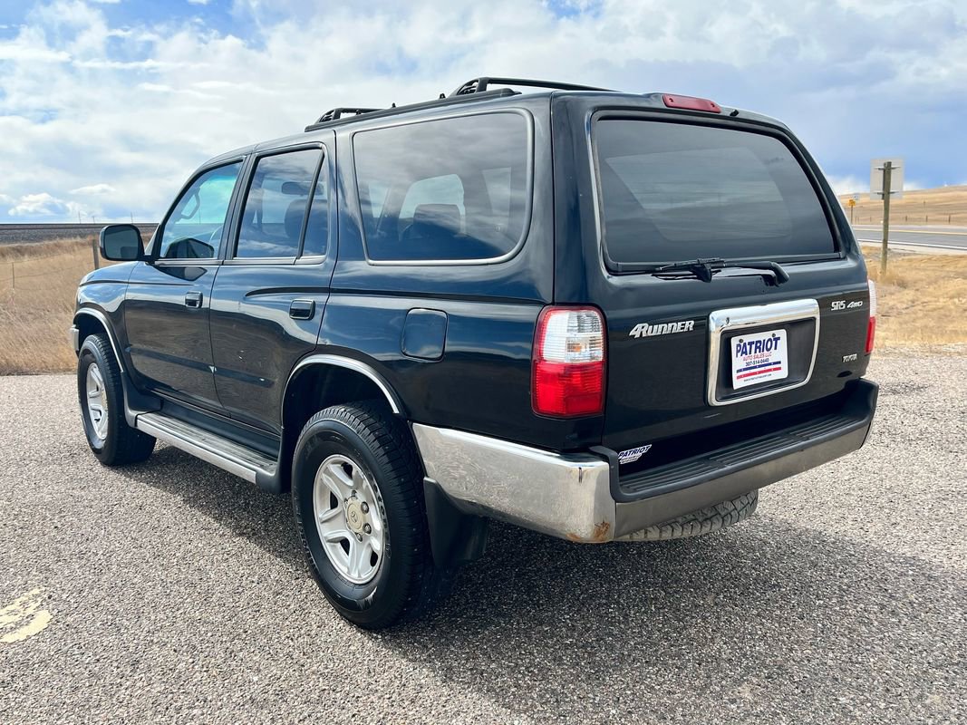 Used 2002 Toyota 4Runner SR5 image 3