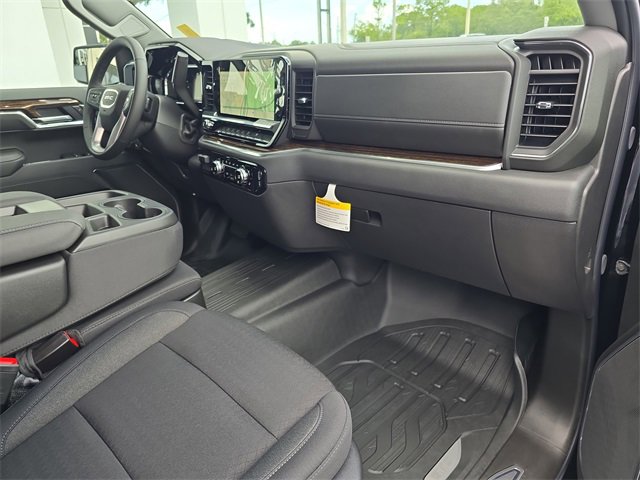 New 2026 GMC Sierra 1500 Elevation w/ LPO, Elevation Black Package image 11