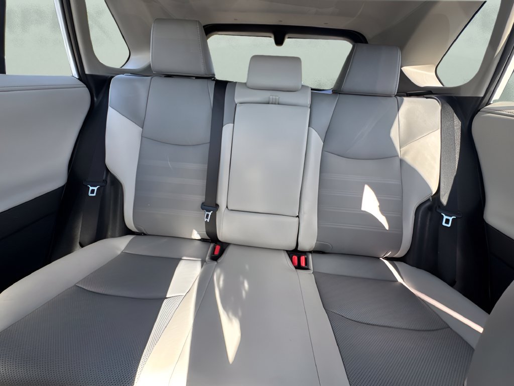Used 2023 Toyota RAV4 Limited AWD/4WD image 13