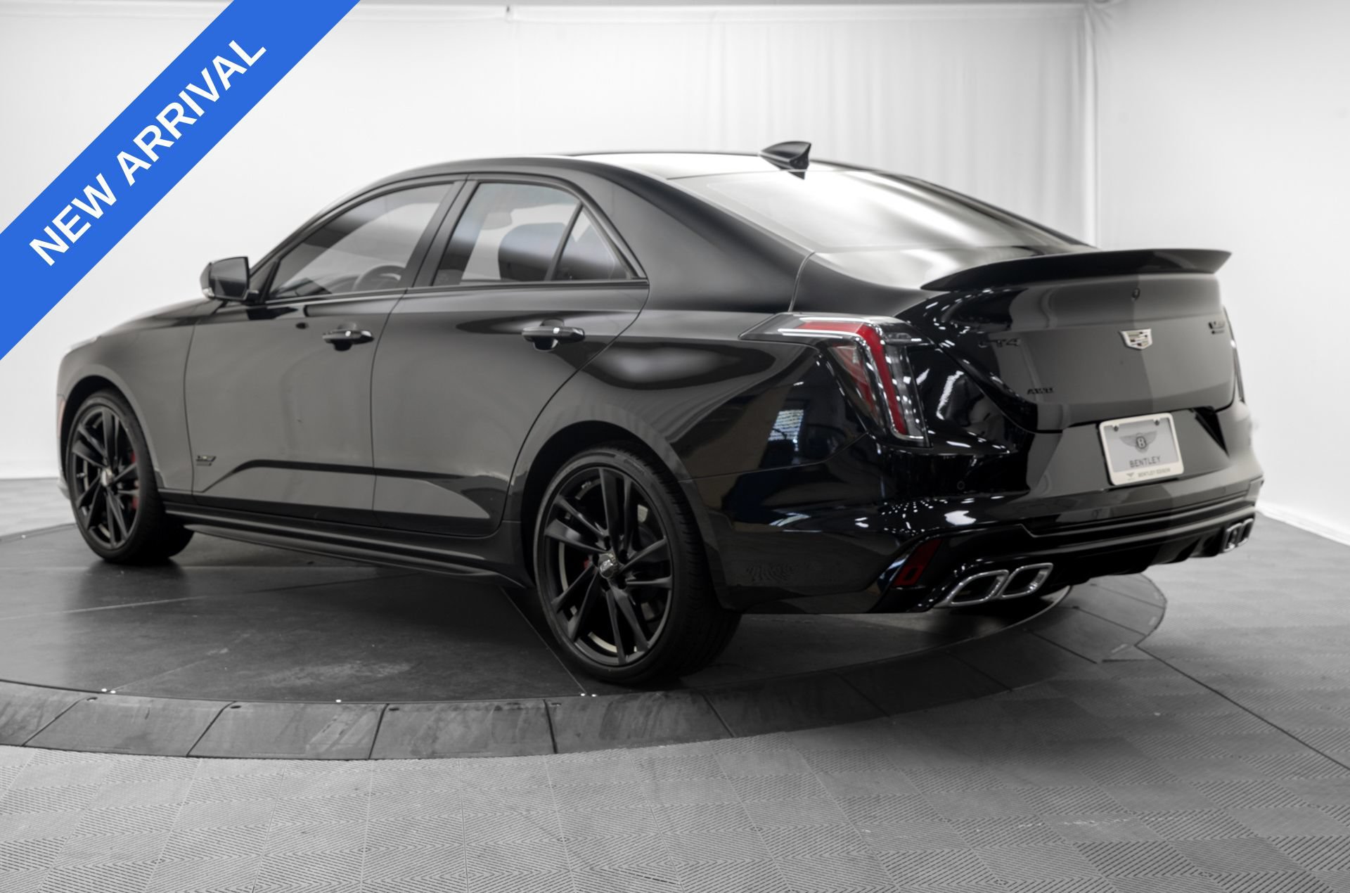 Used 2025 Cadillac CT4 V w/ LPO, Bronce Accent Package AWD/4WD image 5