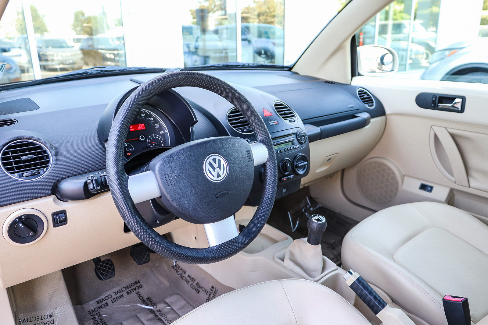 Used 2008 Volkswagen Beetle S FWD image 23