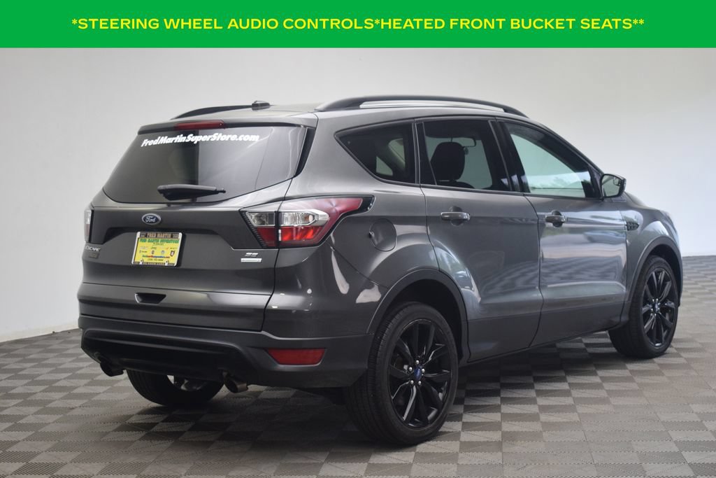 Used 2018 Ford Escape SE w/ SE Sport Appearance Package FWD image 6