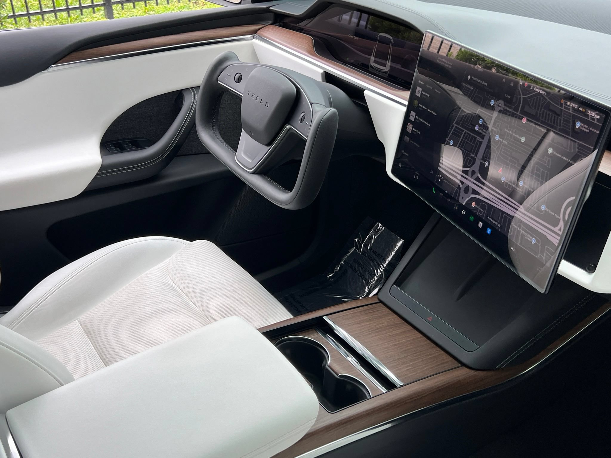 Used 2022 Tesla Model X AWD/4WD image 15