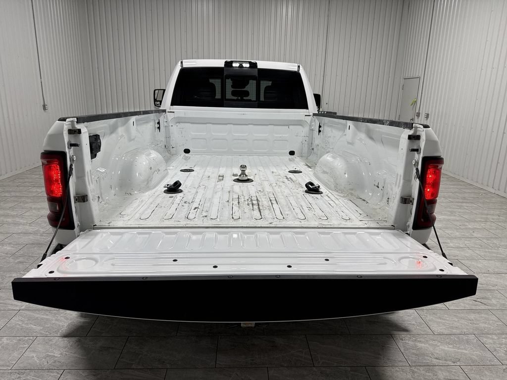 Used 2025 RAM 3500 Tradesman AWD/4WD image 27