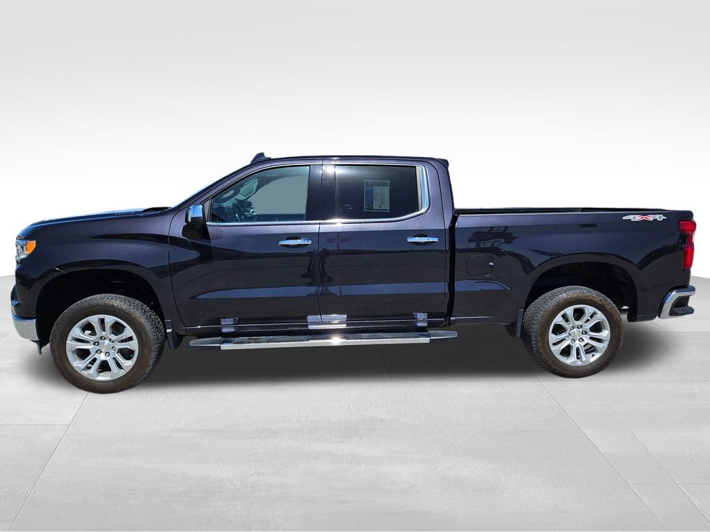 Used 2022 Chevrolet Silverado 1500 LTZ w/ LTZ Premium Package AWD/4WD image 11