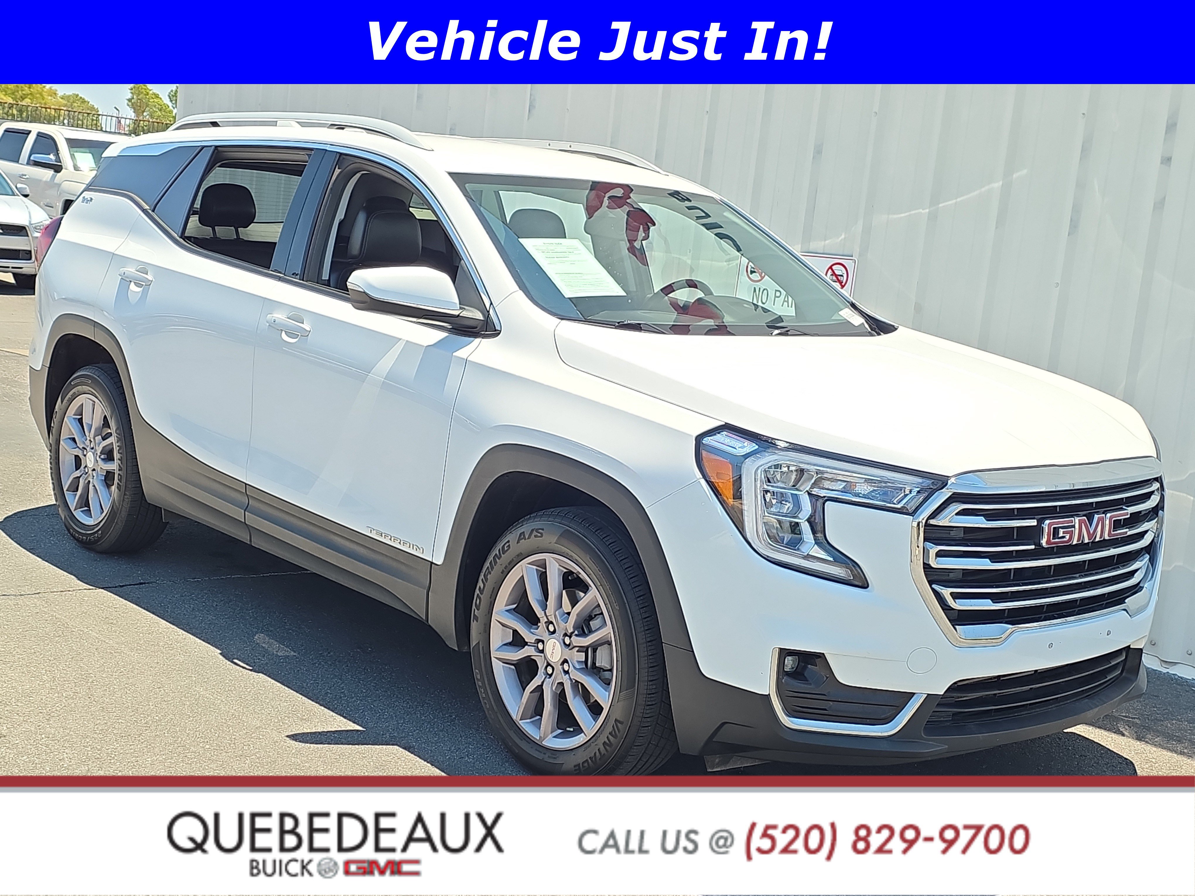 Used 2023 GMC Terrain SLT AWD/4WD image 1
