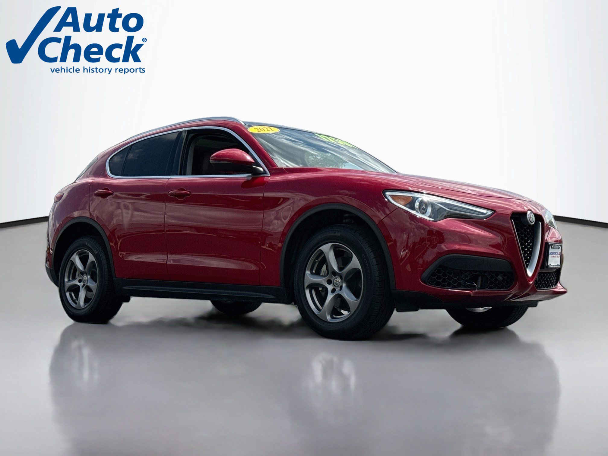 Used 2021 Alfa Romeo Stelvio Sprint w/ Sun & Sound Package AWD/4WD video 1