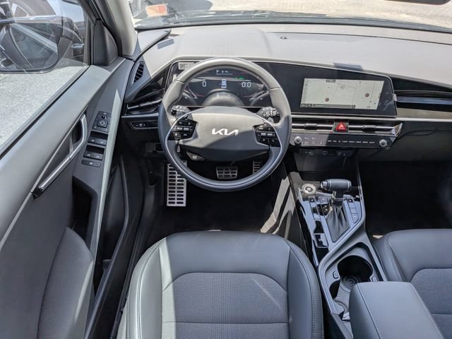 Used 2025 Kia Niro EX Touring FWD image 15
