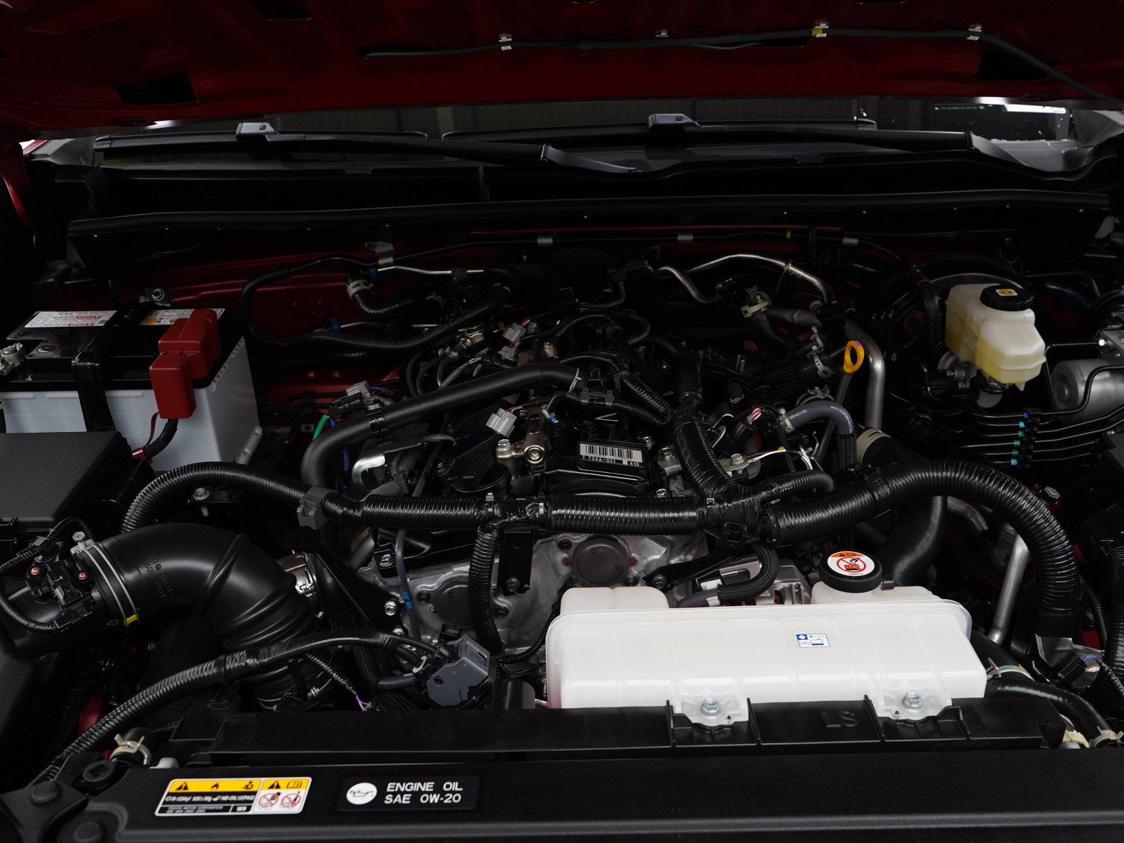 Used 2025 Toyota 4Runner SR5 AWD/4WD image 29
