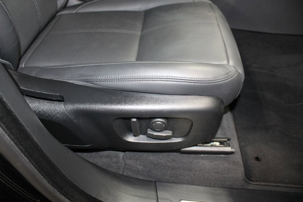 Used 2024 Land Rover Range Rover Velar S image 22