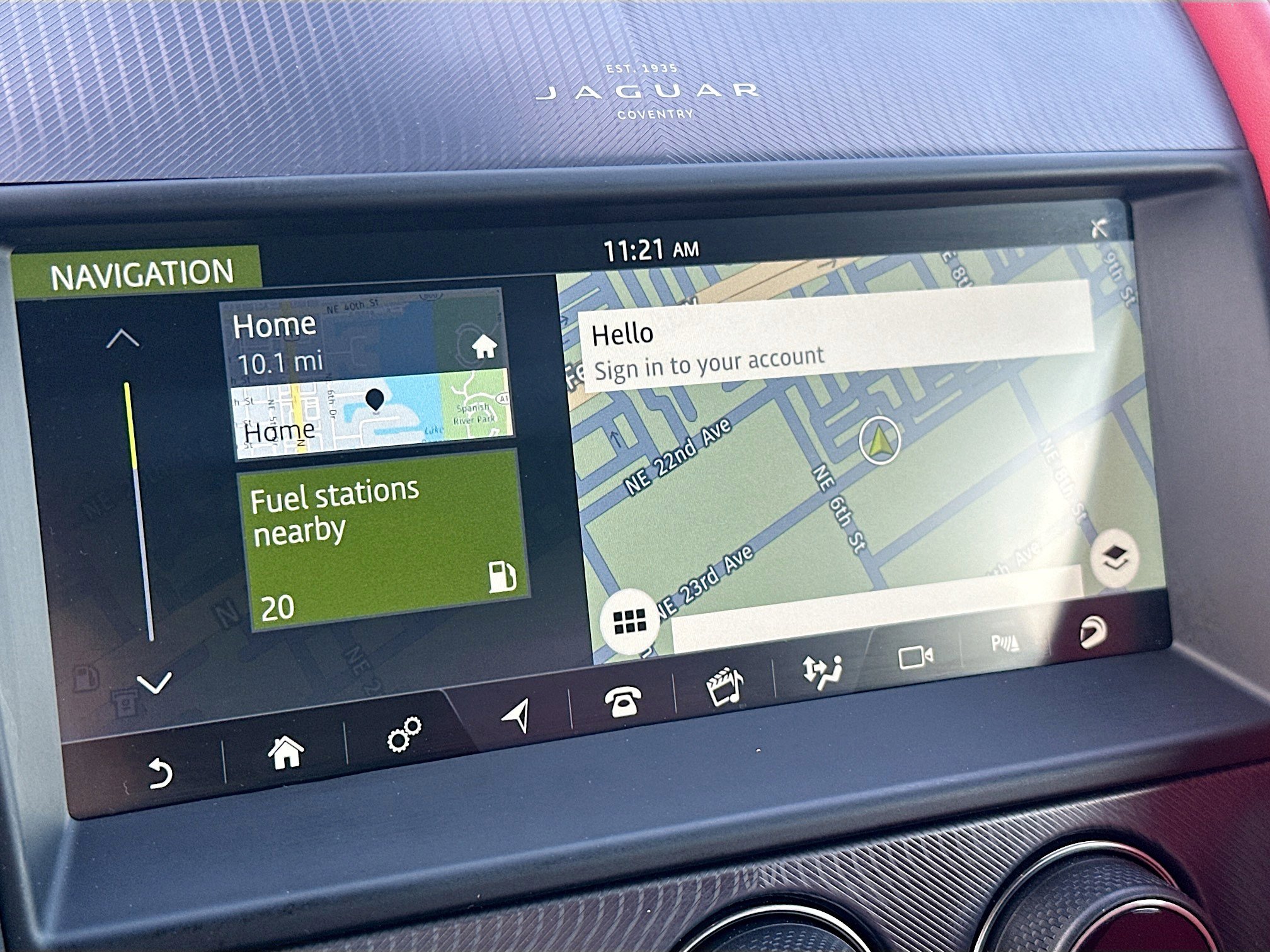 Used 2022 Jaguar F-TYPE Convertible image 14