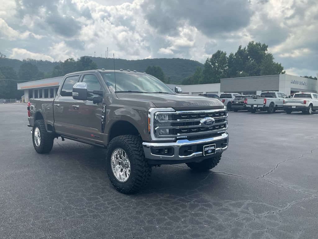 New 2026 Ford F350 King Ranch w/ Chrome Package AWD/4WD image 3