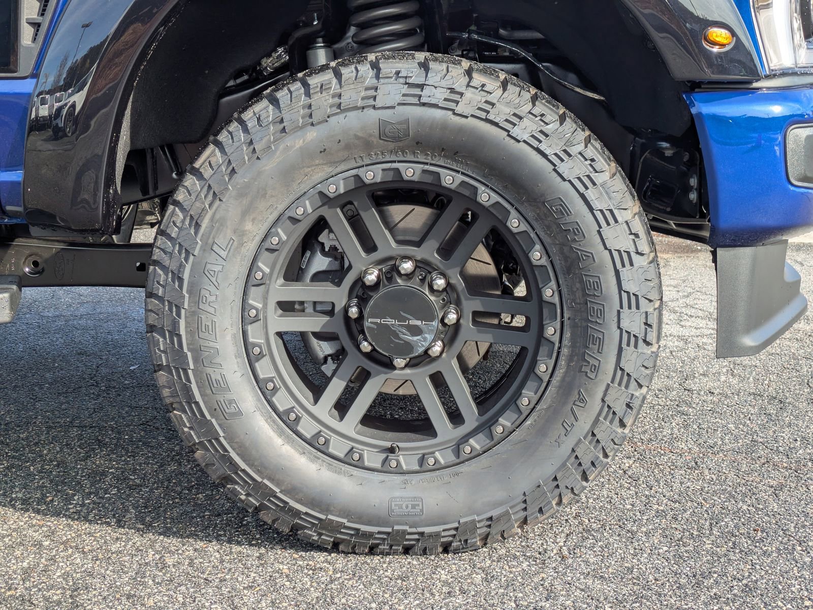 New 2026 Ford F250 Lariat w/ Black Appearance Package image 11