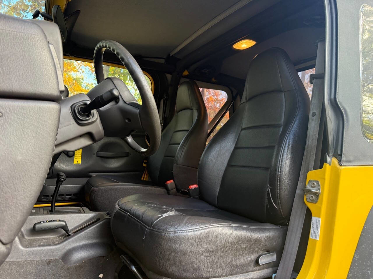 Used 2002 Jeep Wrangler SE image 17