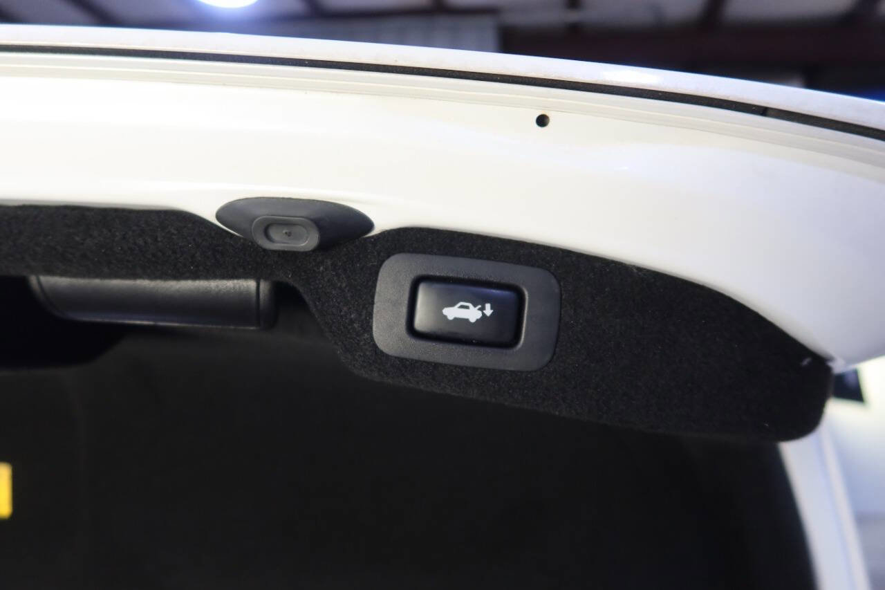 Used 2008 Lexus LS 460 image 28
