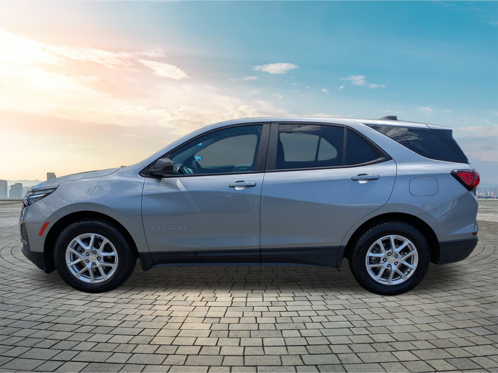 Used 2024 Chevrolet Equinox LS w/ LS Convenience Package FWD image 8