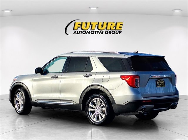 Used 2023 Ford Explorer Limited image 7