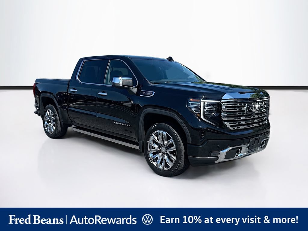 Used 2023 GMC Sierra 1500 Denali w/ Denali Reserve Package AWD/4WD image 1
