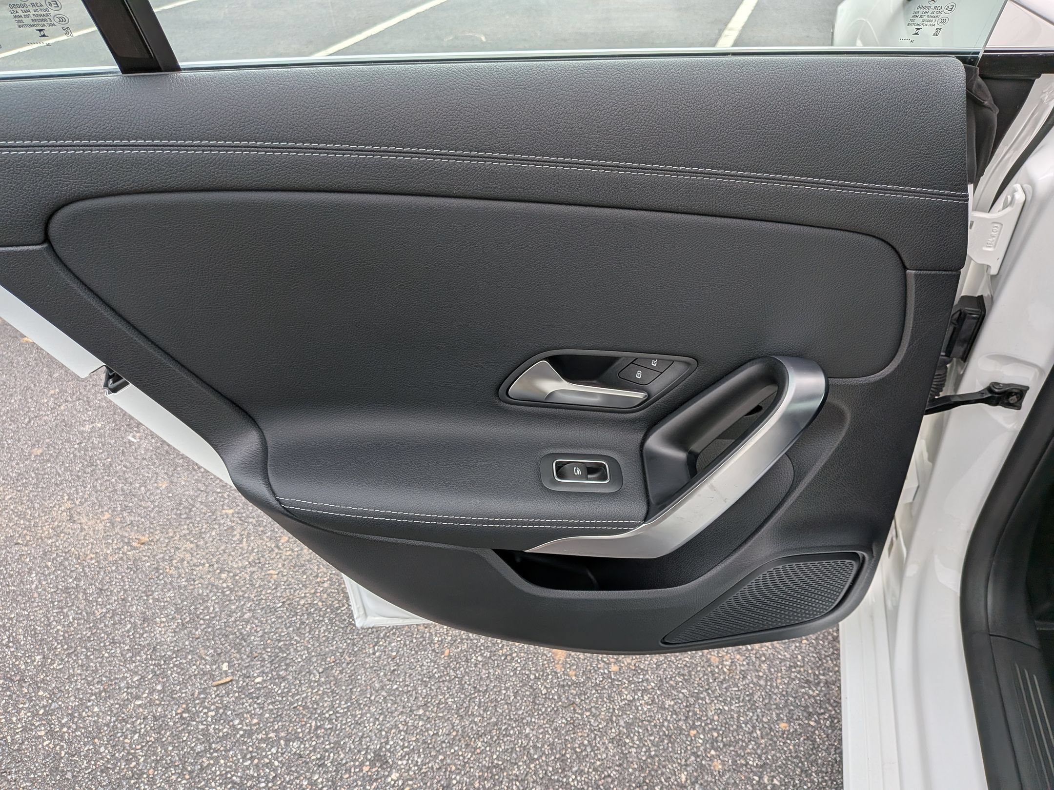 Used 2025 Mercedes-Benz CLA 250 4MATIC image 26