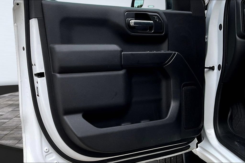 Used 2025 Chevrolet Silverado 1500 Custom RWD image 21