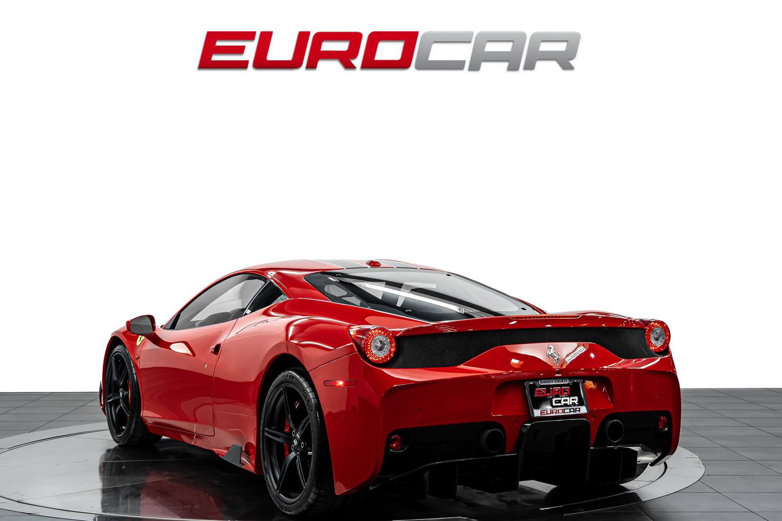 Used 2015 Ferrari 458 Speciale Coupe RWD image 3
