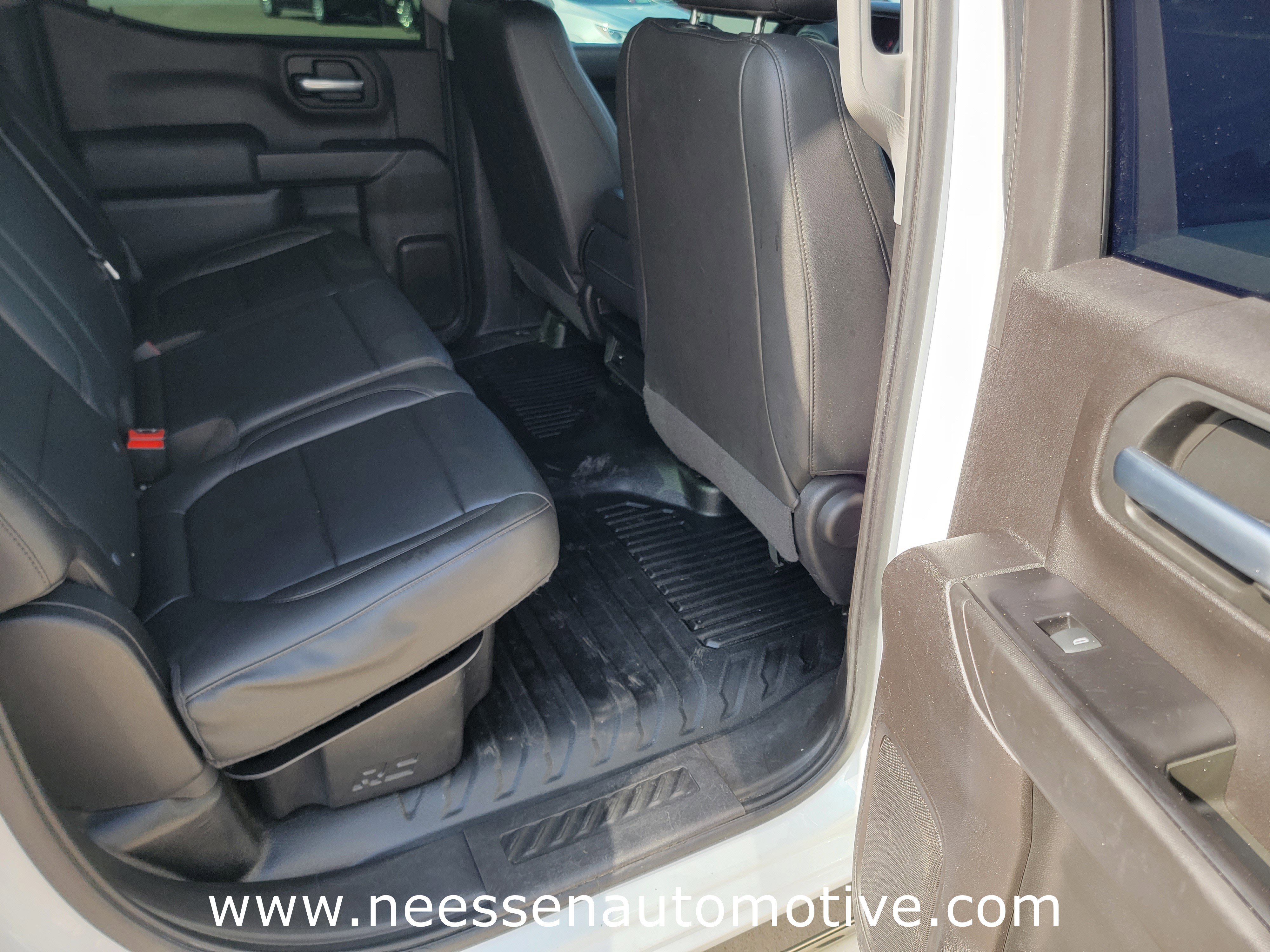 Used 2020 GMC Sierra 1500 2WD Crew Cab w/ Sierra Value Package image 12