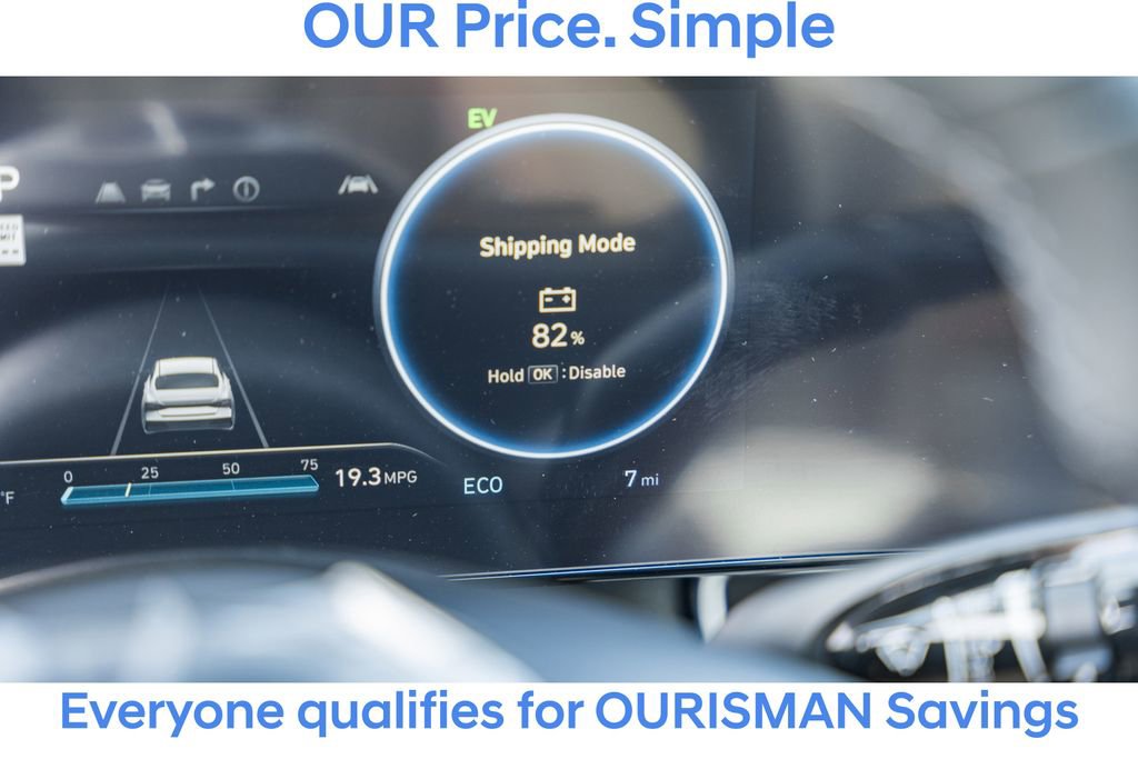 New 2025 Hyundai Elantra Limited image 39