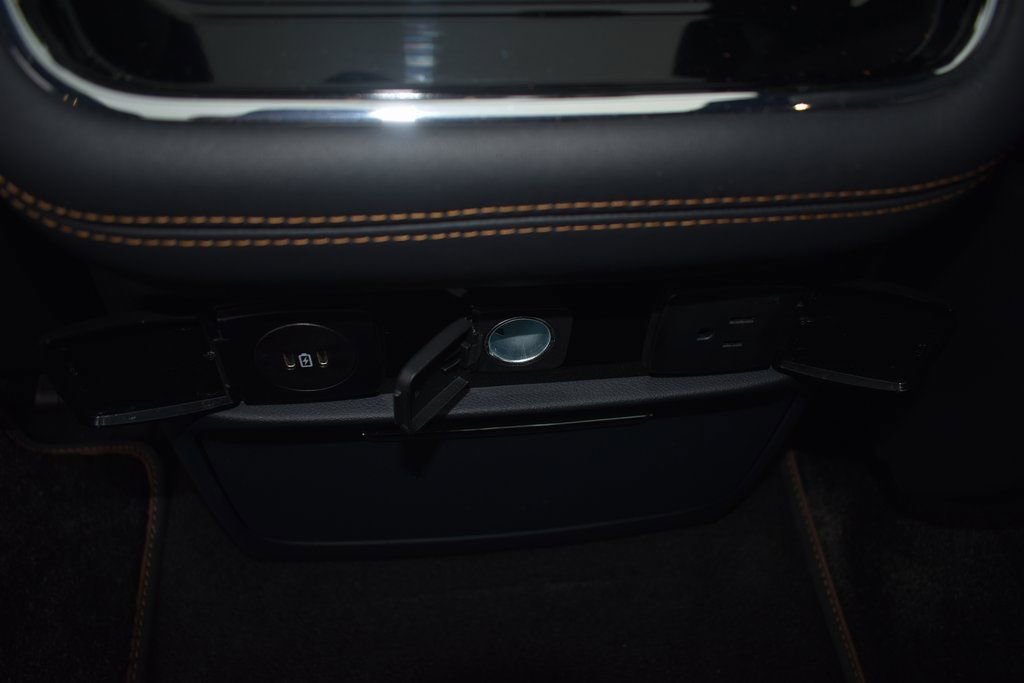 Used 2024 Lincoln Navigator Black Label image 20