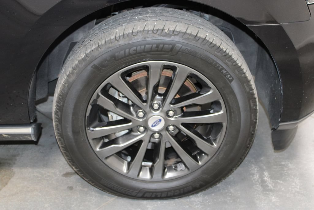 Used 2019 Ford Expedition Limited w/ Equipment Group 301A RWD image 64
