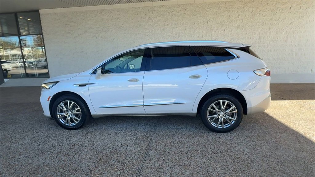 Certified 2022 Buick Enclave Essence w/ Experience Buick Package image 5