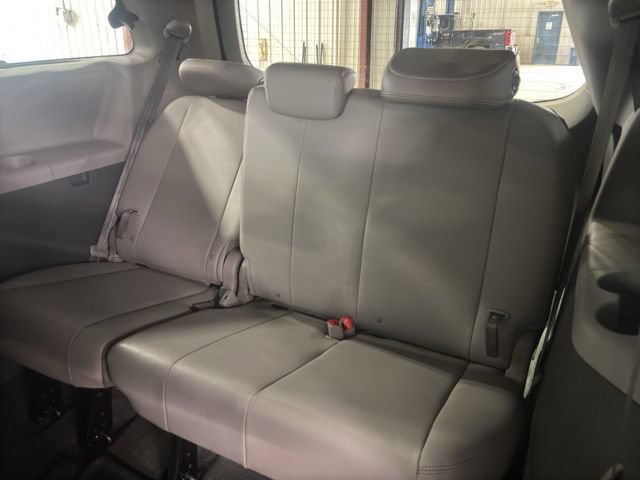 Used 2019 Toyota Sienna XLE Premium w/ Protection Package AWD/4WD image 23
