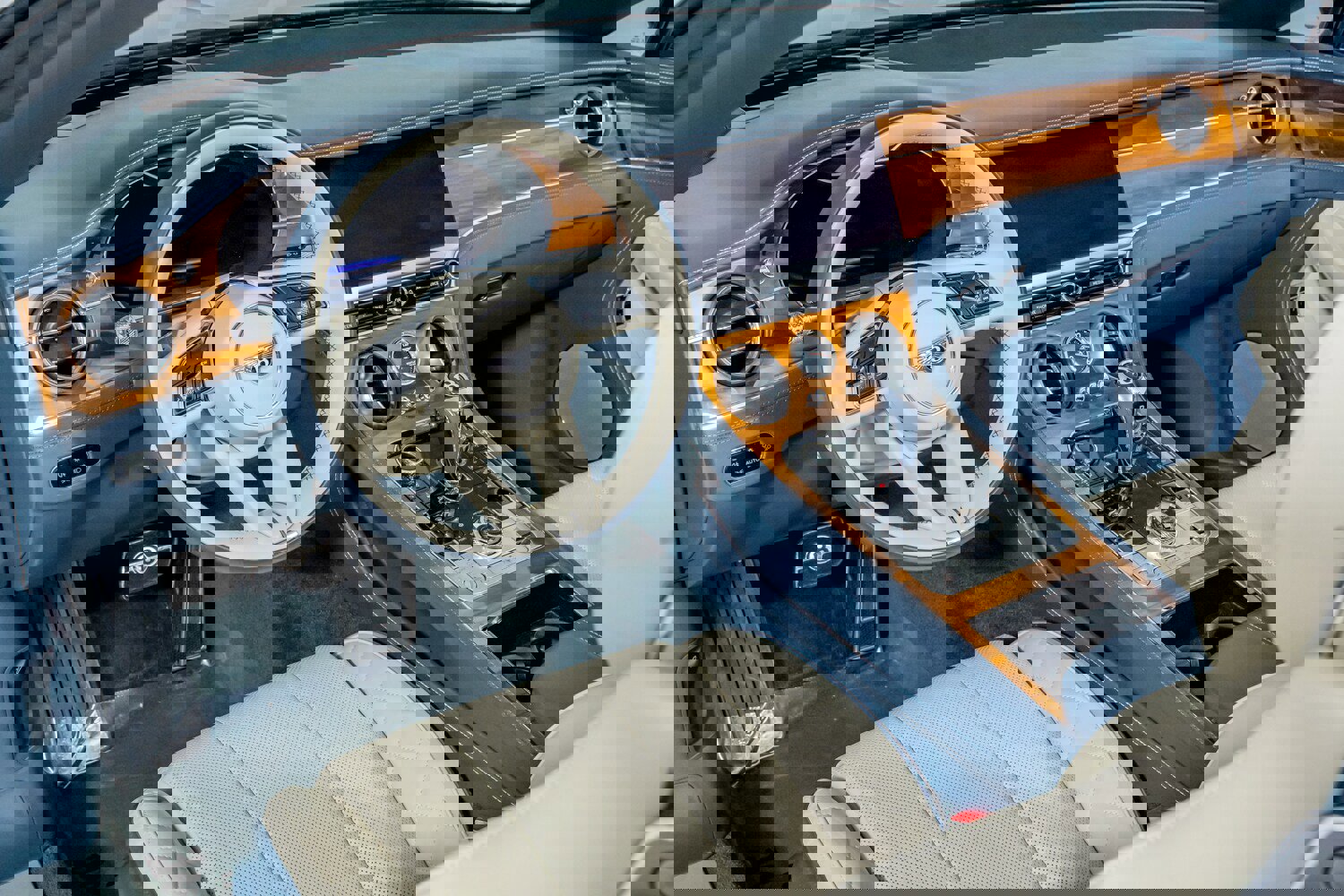 Used 2021 Bentley Continental GT image 28