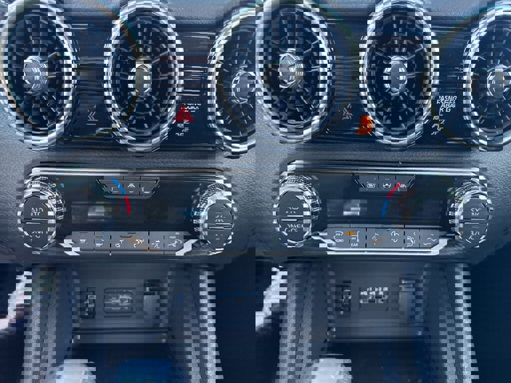 New 2025 Nissan Sentra SV w/ All-Weather Package image 16