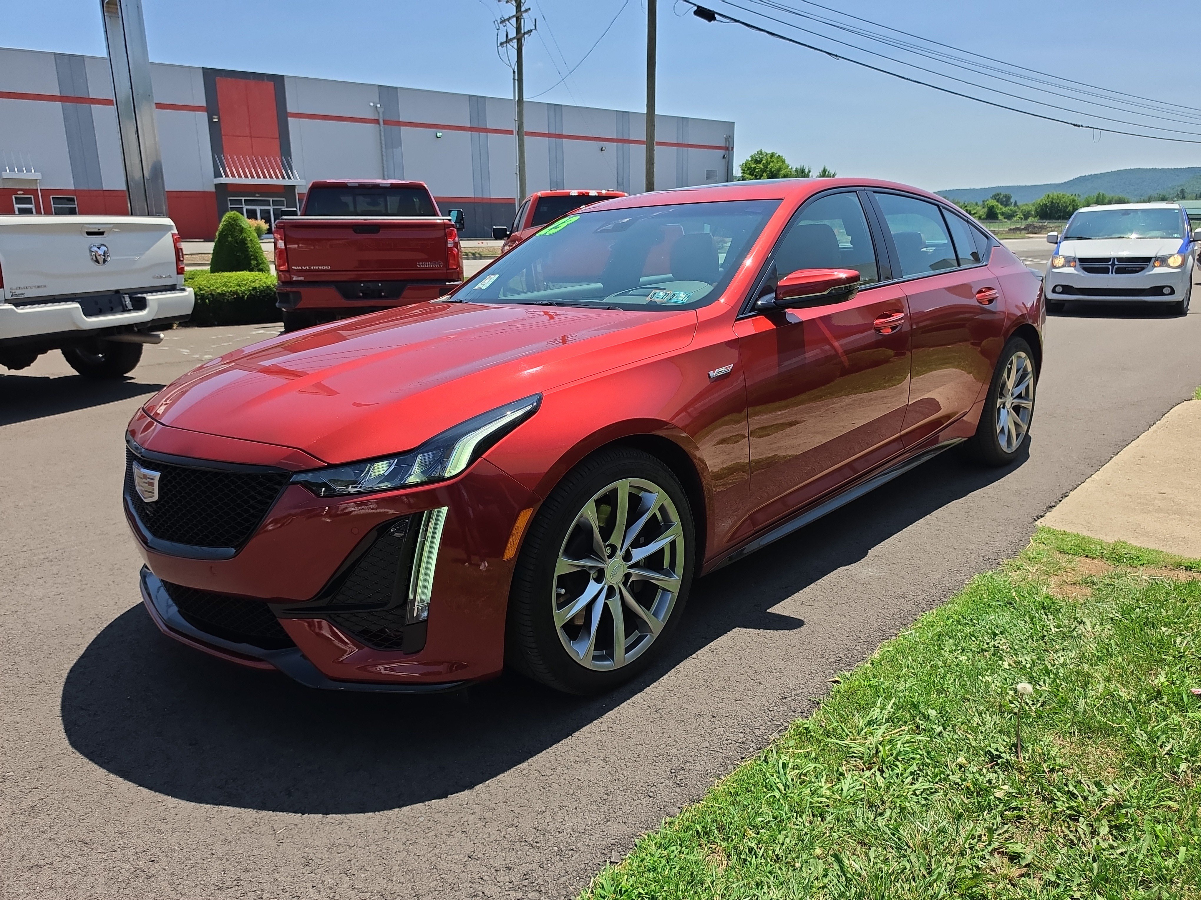 Used 2023 Cadillac CT5 V w/ Platinum Package AWD/4WD image 8