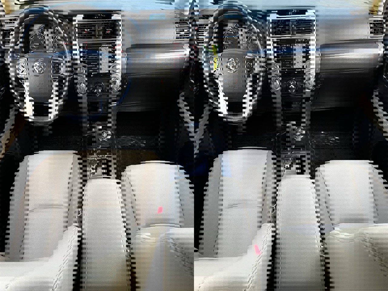 Used 2023 Toyota 4Runner SR5 Premium image 8