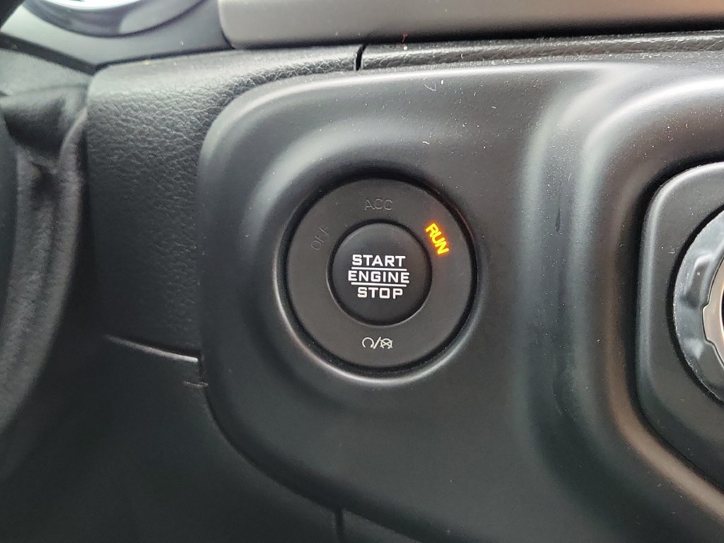 Used 2020 Jeep Wrangler Unlimited Sport AWD/4WD image 25