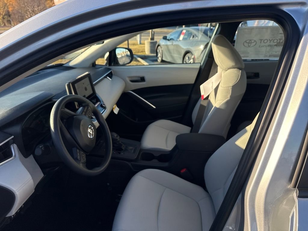 New 2026 Toyota Corolla Cross L image 8