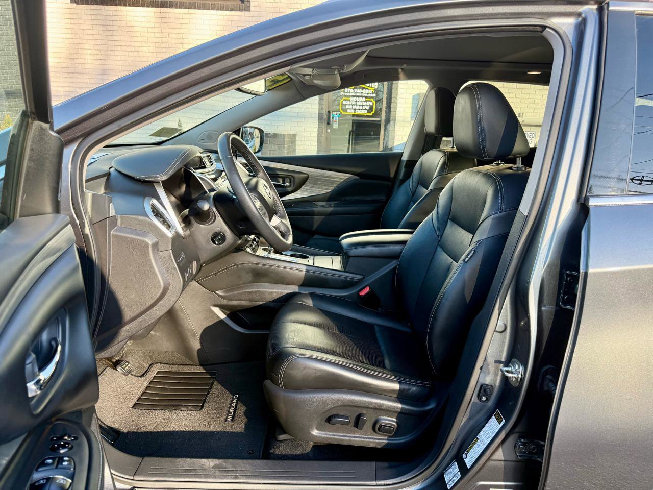 Used 2015 Nissan Murano Platinum w/ Platinum Technology Package AWD/4WD image 14