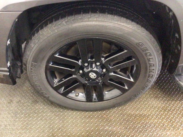 Used 2019 Toyota 4Runner Limited image 23