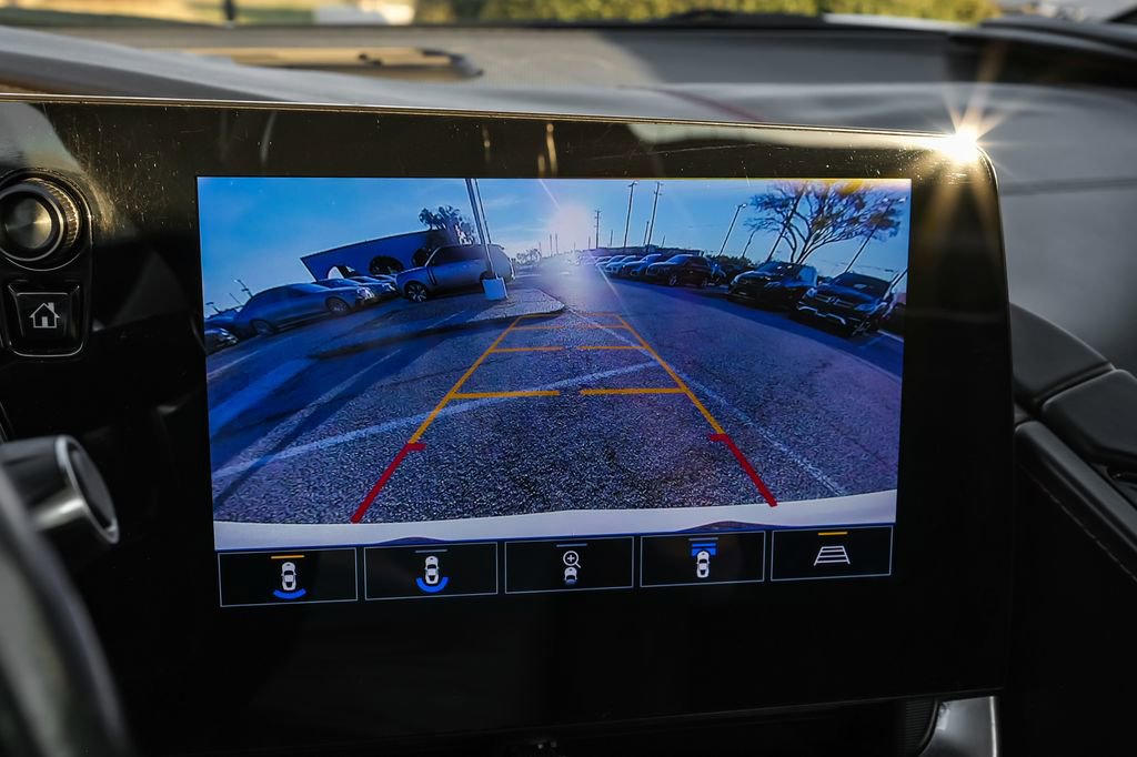 Used 2022 Chevrolet Corvette Stingray Premium Conv w/ Z51 Performance Package image 21