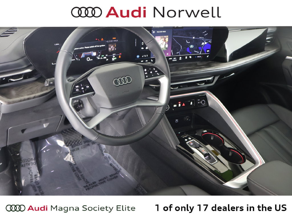 Used 2025 Audi Q5 Premium w/ Convenience Package AWD/4WD image 2